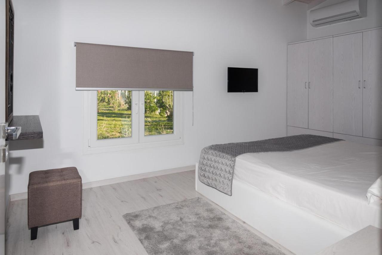 Dalas Beach House Almiros Beach Eksteriør bilde