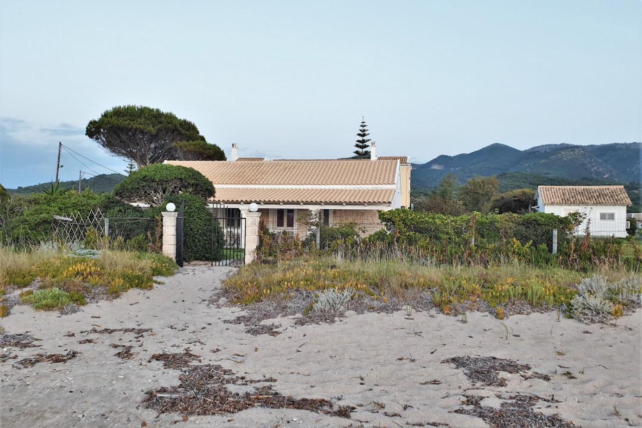 Dalas Beach House Almiros Beach Eksteriør bilde