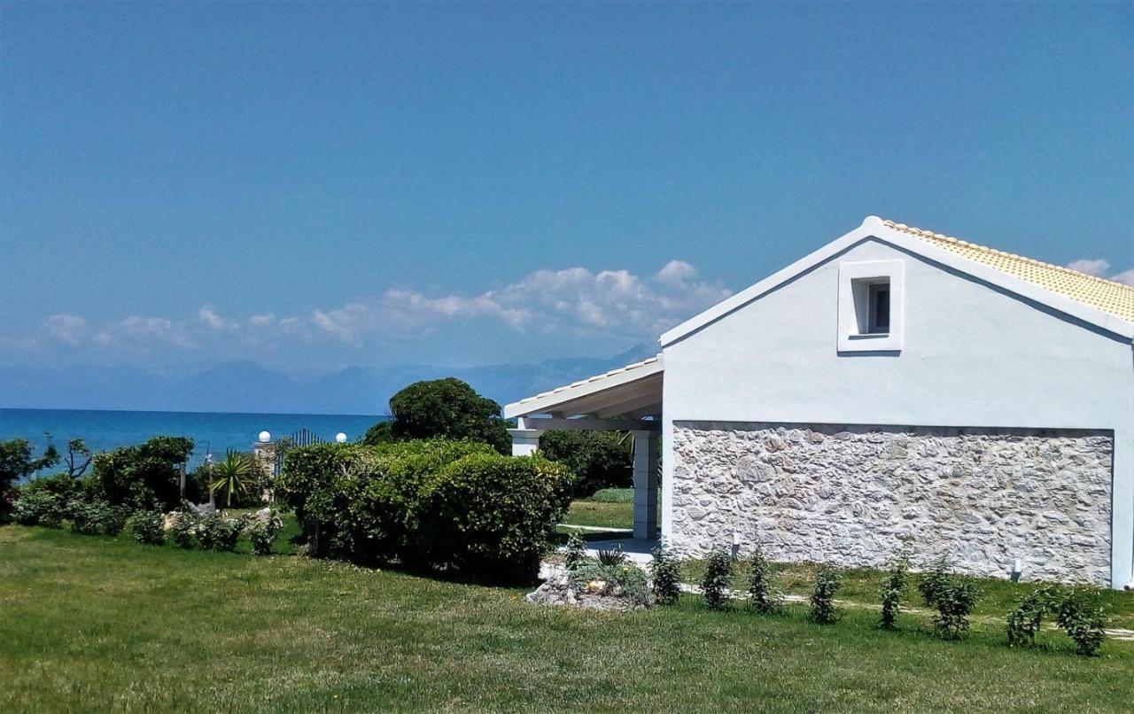 Dalas Beach House Almiros Beach Eksteriør bilde