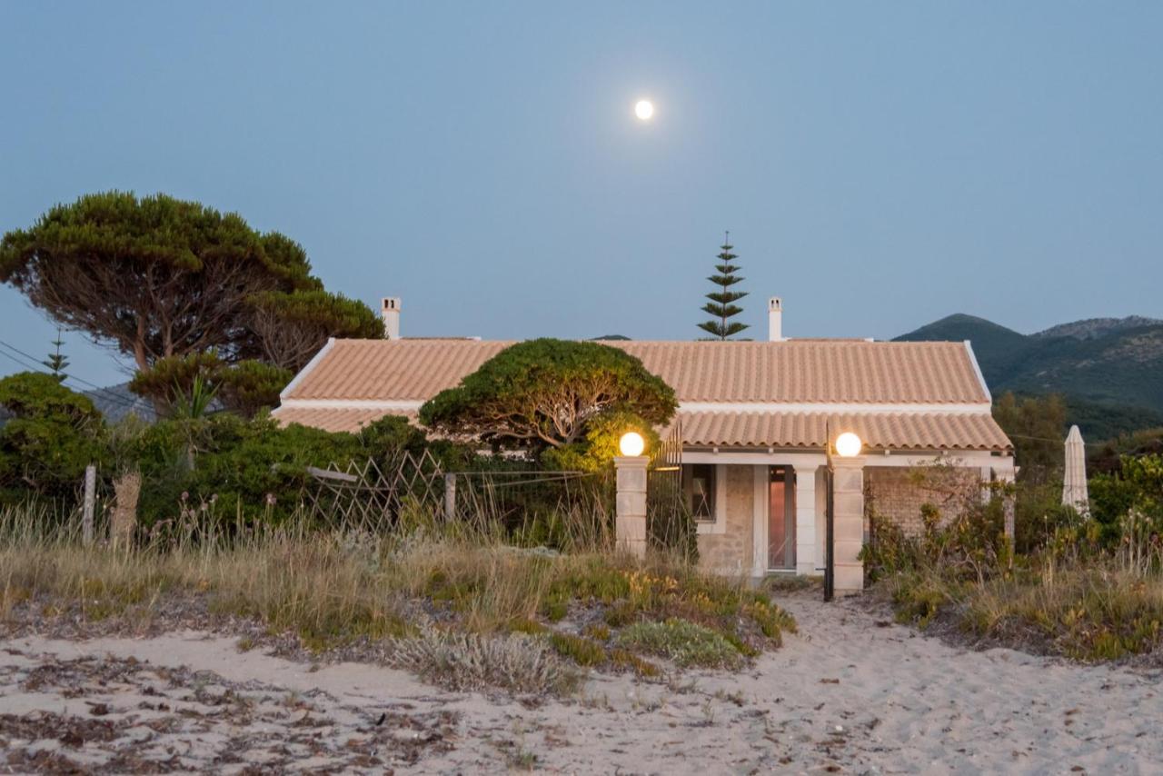 Dalas Beach House Almiros Beach Eksteriør bilde